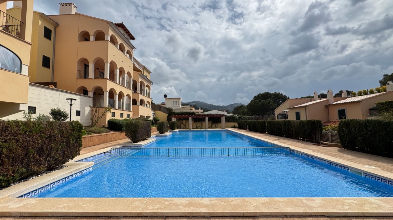 2 sovrum Villa till salu i Andratx med pool garage - 995 000 € (Ref: 8854399)