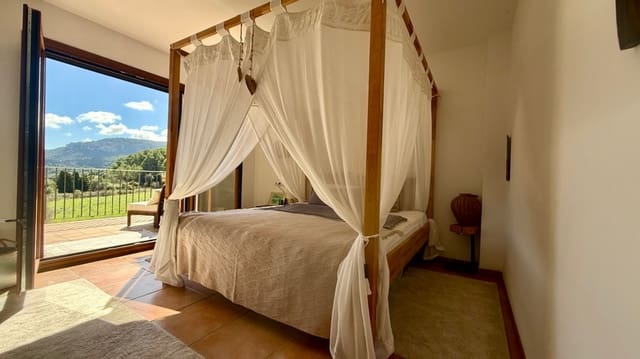 5 sovrum Villa till salu i Puigpunyent med garage - 895 000 € (Ref: 9302783)