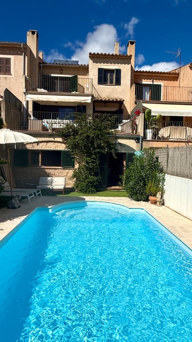 5 sovrum Villa till salu i Puigpunyent med garage - 895 000 € (Ref: 9302783)