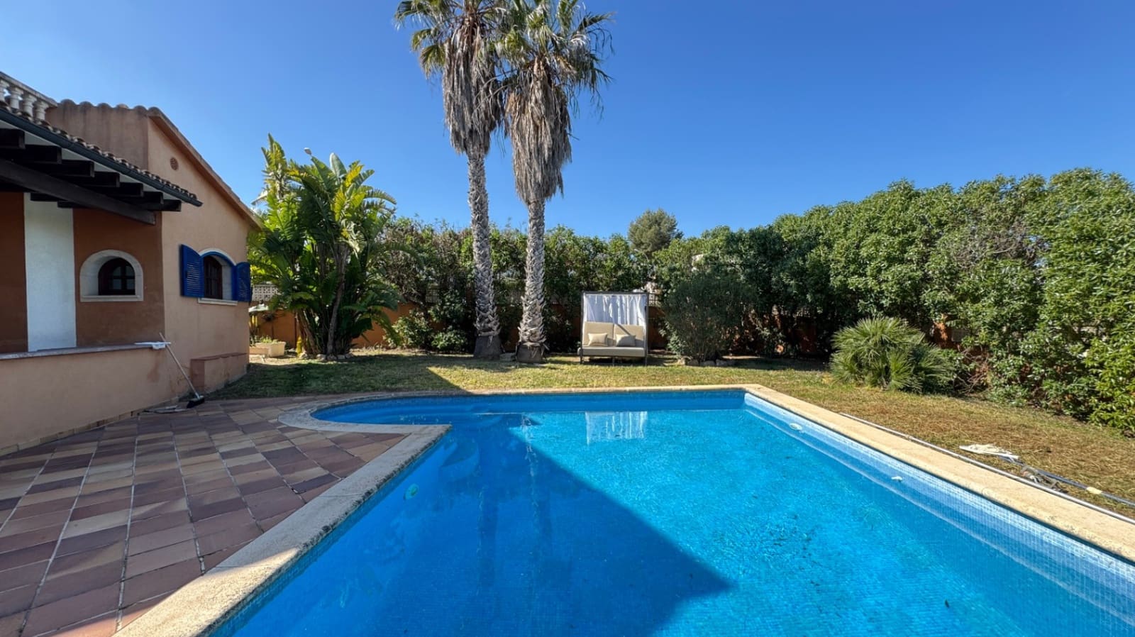 5 soverom Villa til salgs i Calvia med svømmebasseng garasje - € 2 300 000 (Ref: 9391959)