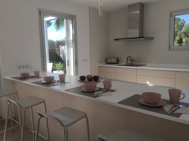 4 sovrum Villa att hyra i Llucmajor med pool garage - 3 000 € (Ref: 9426657)