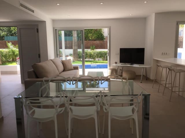 4 sovrum Villa att hyra i Llucmajor med pool garage - 3 000 € (Ref: 9426657)