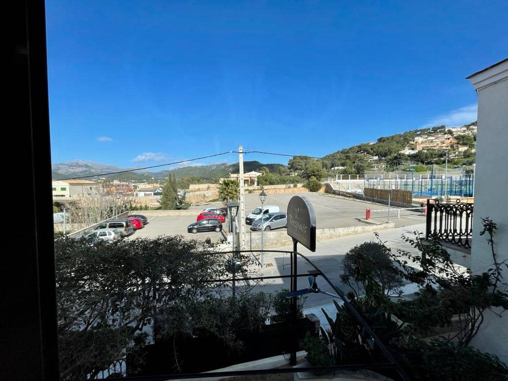 1 bedroom Apartment for sale in Andratx with garage - € 295,000 (Ref: 9481486)