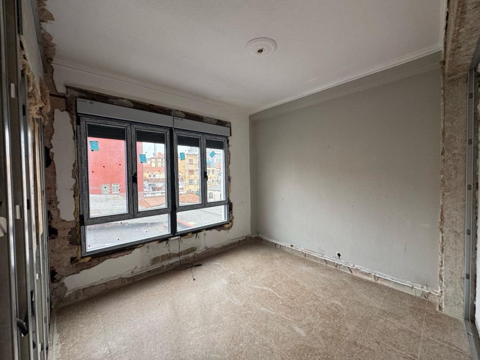 3 Zimmer Wohnung zu verkaufen in Torrelavega - 259.000 € (Ref: 10003535)