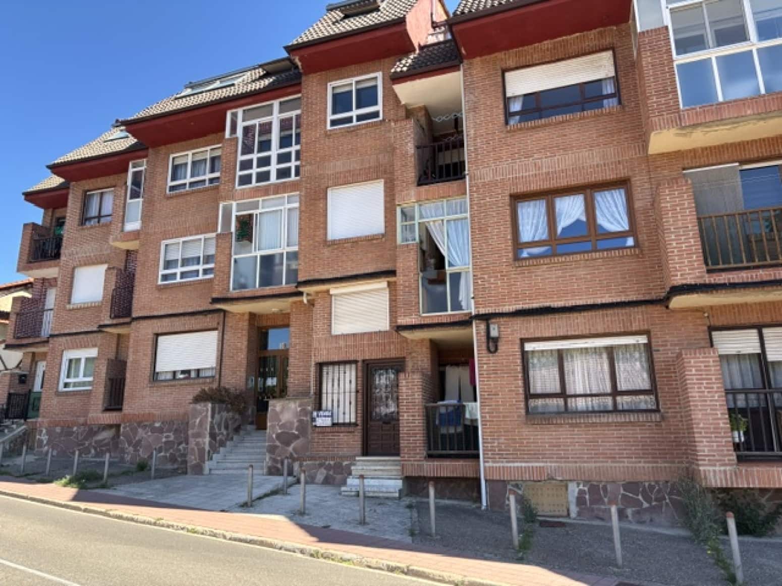 3 bedroom Flat for sale in Barruelo de Santullan - € 68,000 (Ref: 10075397)