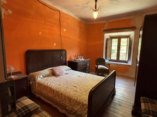 4 slaapkamer Villa te koop in Berzosilla - € 74.000 (Ref: 10085577)