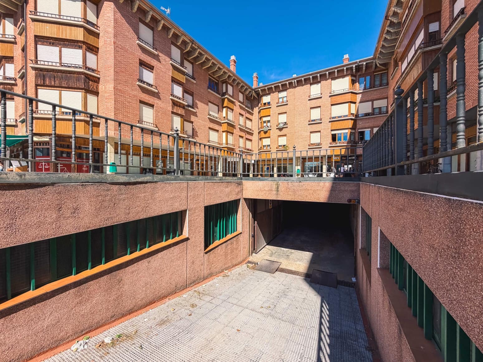 3 bedroom Flat for sale in Aguilar de Campoo with garage - € 150,000 (Ref: 10115448)