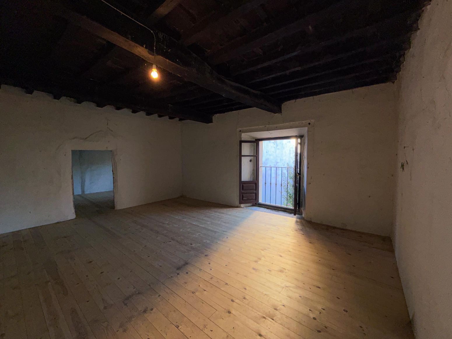 3 bedroom Villa for sale in Aguilar de Campoo with garage - € 407,000 (Ref: 10115449)