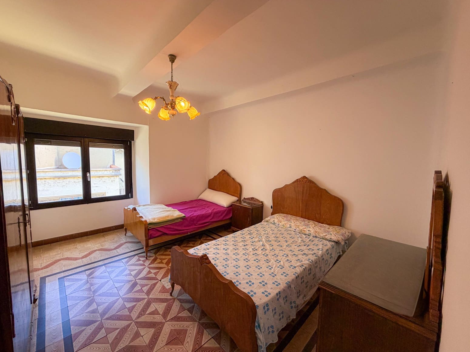 3 bedroom Villa for sale in Aguilar de Campoo with garage - € 407,000 (Ref: 10115449)