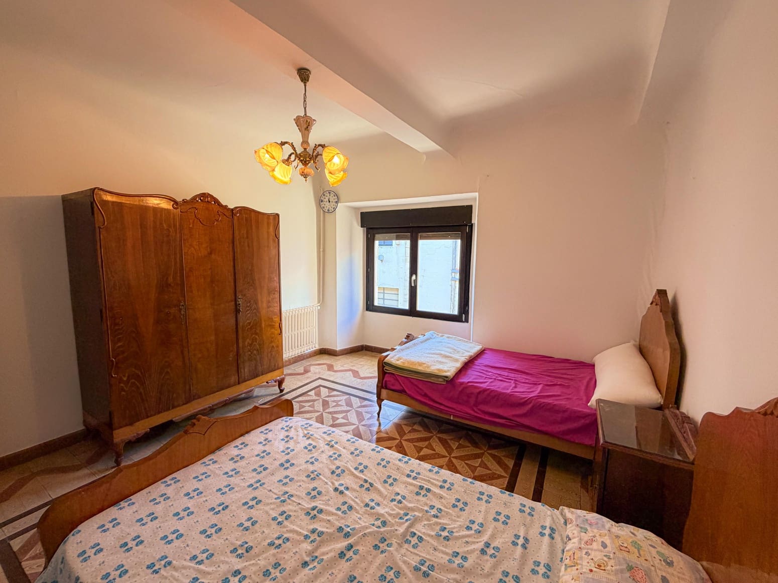 3 bedroom Villa for sale in Aguilar de Campoo with garage - € 407,000 (Ref: 10115449)