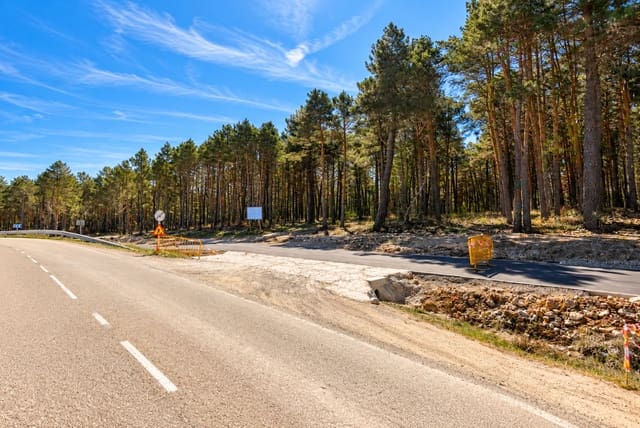 Tomt till salu i Aguilar de Campoo - 11 000 € (Ref: 10131311)