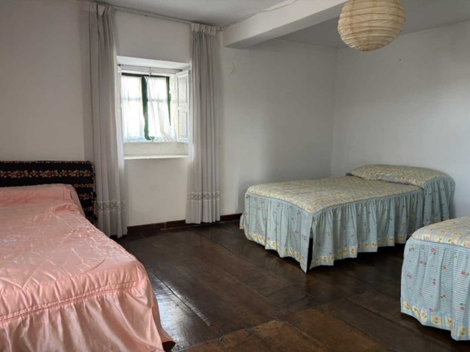 Chalet de 4 habitaciones en Valdeprado del Río en venta - 100.000 € (Ref: 10133157)