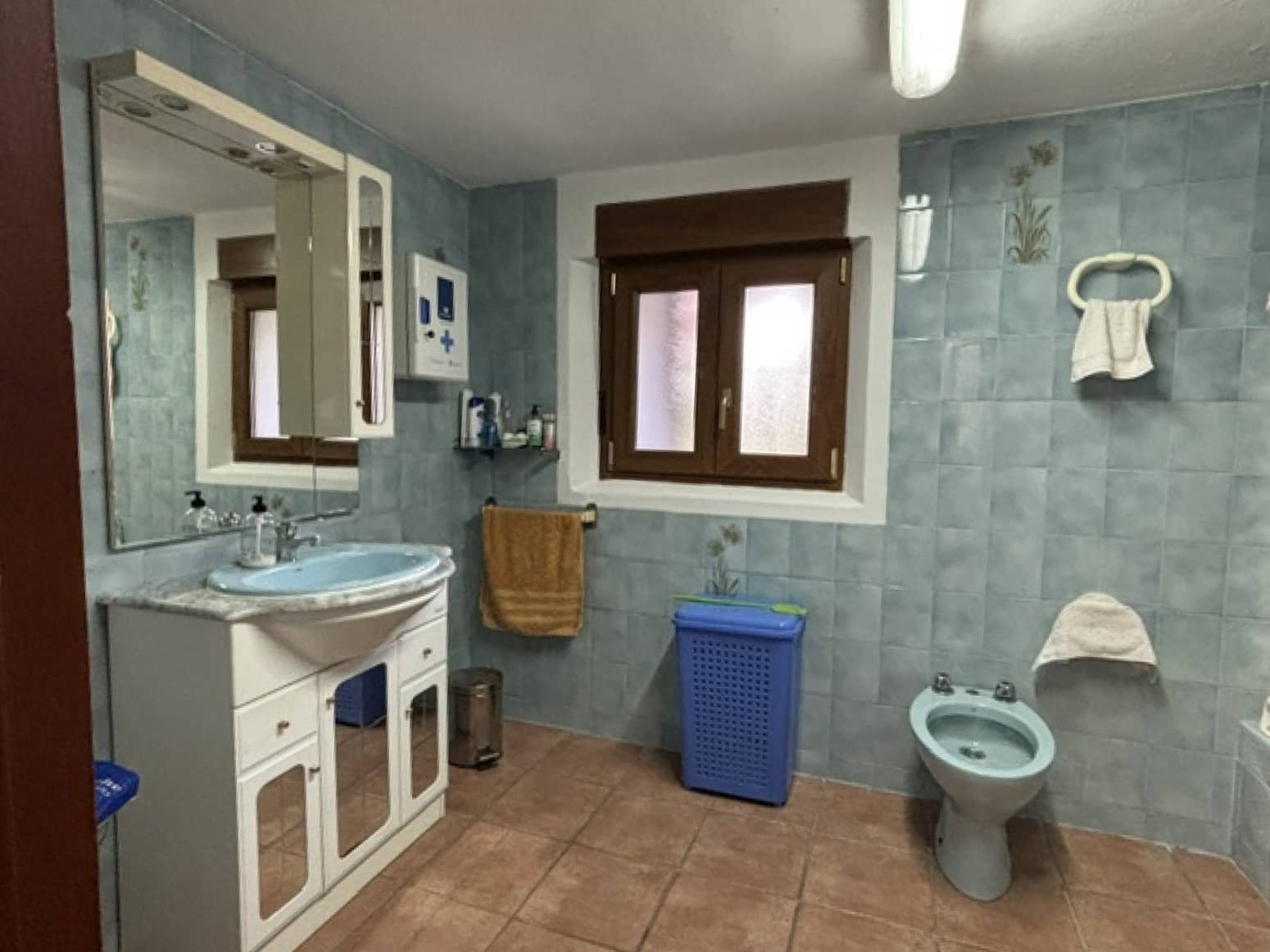 4 Zimmer Villa zu verkaufen in Valle de Valdelucio mit Garage - 180.000 € (Ref: 10148385)