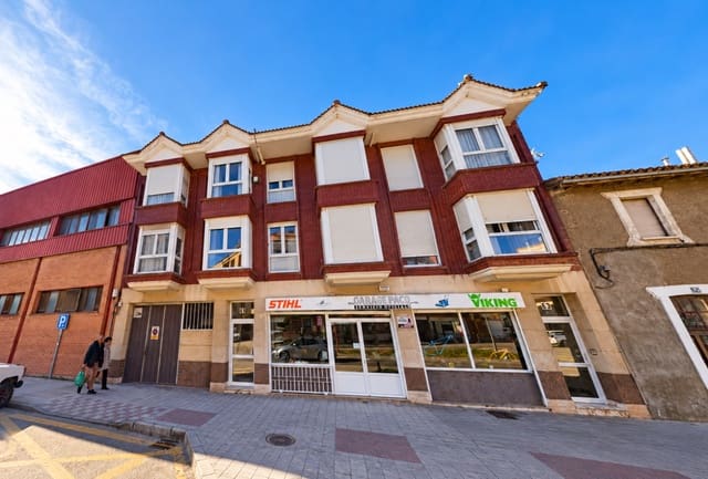 3 soveværelse Lejlighed til salg i Aguilar de Campoo med garage - € 140.000 (Ref: 10161063)