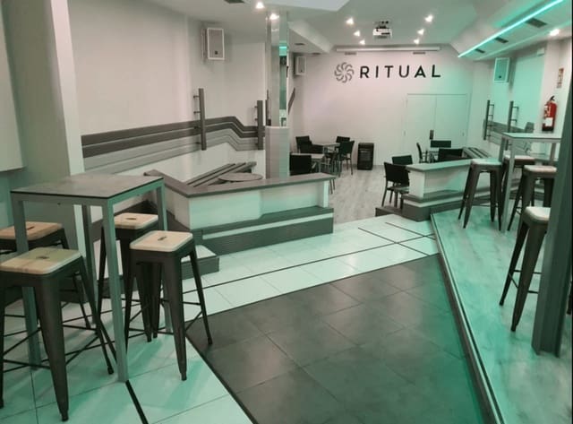 Flat te koop in Aguilar de Campoo - € 485.000 (Ref: 4688055)