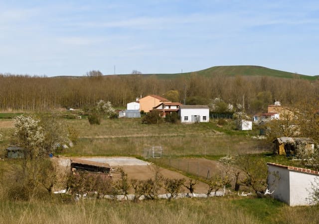 Terrain à Bâtir à vendre à Herrera de Pisuerga - 70 000 € (Ref: 4688065)