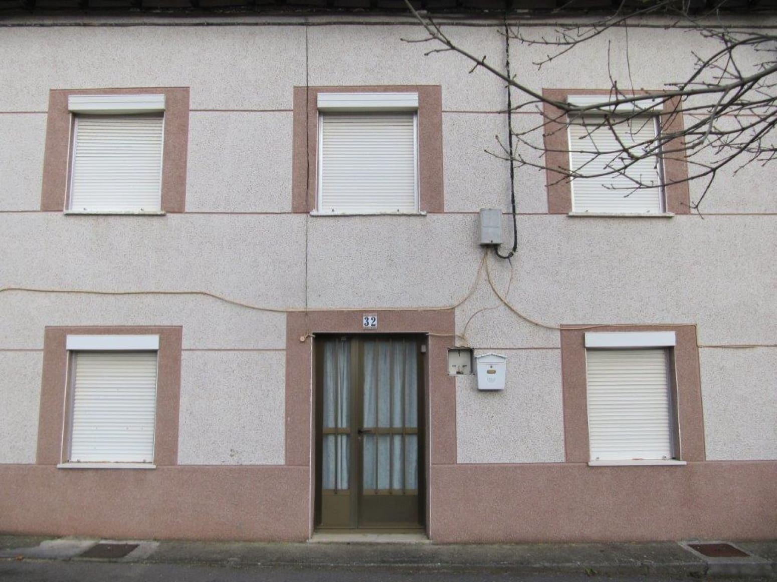 3 soverom Villa til salgs i Barruelo de Santullan - € 72 000 (Ref: 4688086)