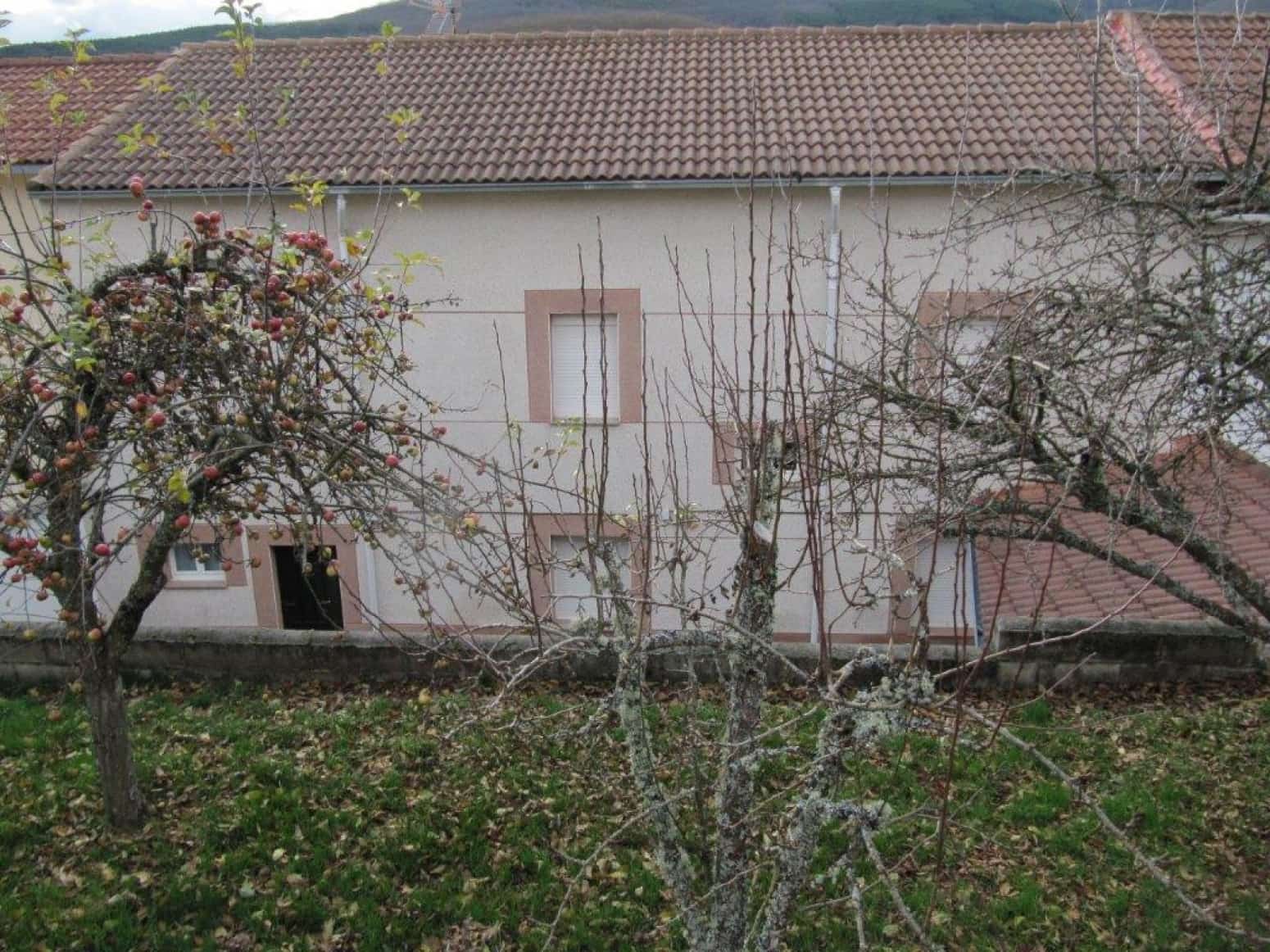 3 soverom Villa til salgs i Barruelo de Santullan - € 72 000 (Ref: 4688086)