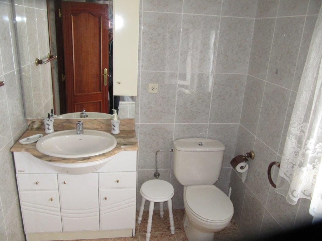 5 soveværelse Villa til salg i Barruelo de Santullan med garage - € 115.000 (Ref: 4688098)