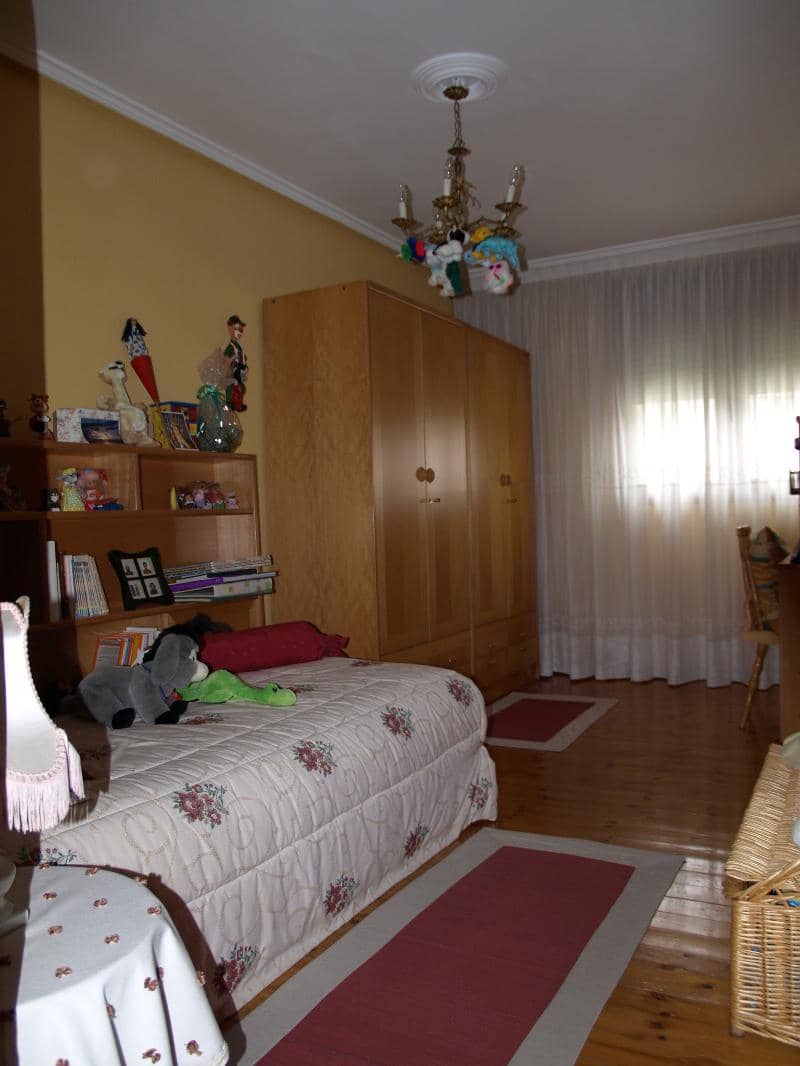 3 slaapkamer Flat te koop in Reinosa - € 155.000 (Ref: 4688103)