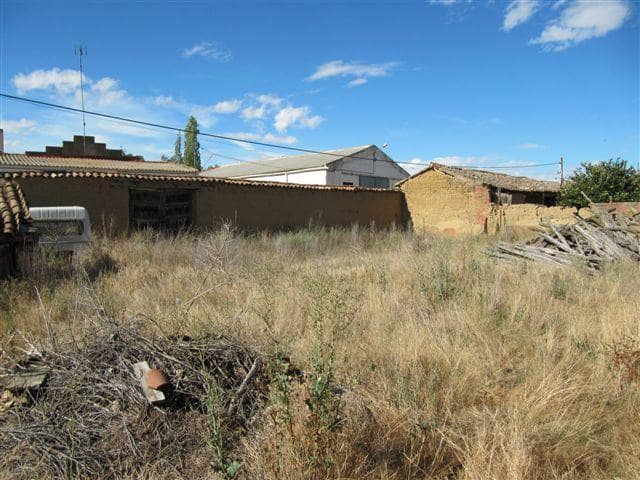 3 bedroom Villa for sale in Manquillos - € 48,000 (Ref: 4688112)