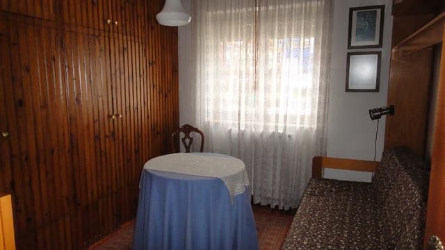 3 slaapkamer Flat te koop in Reinosa - € 138.000 (Ref: 4688120)