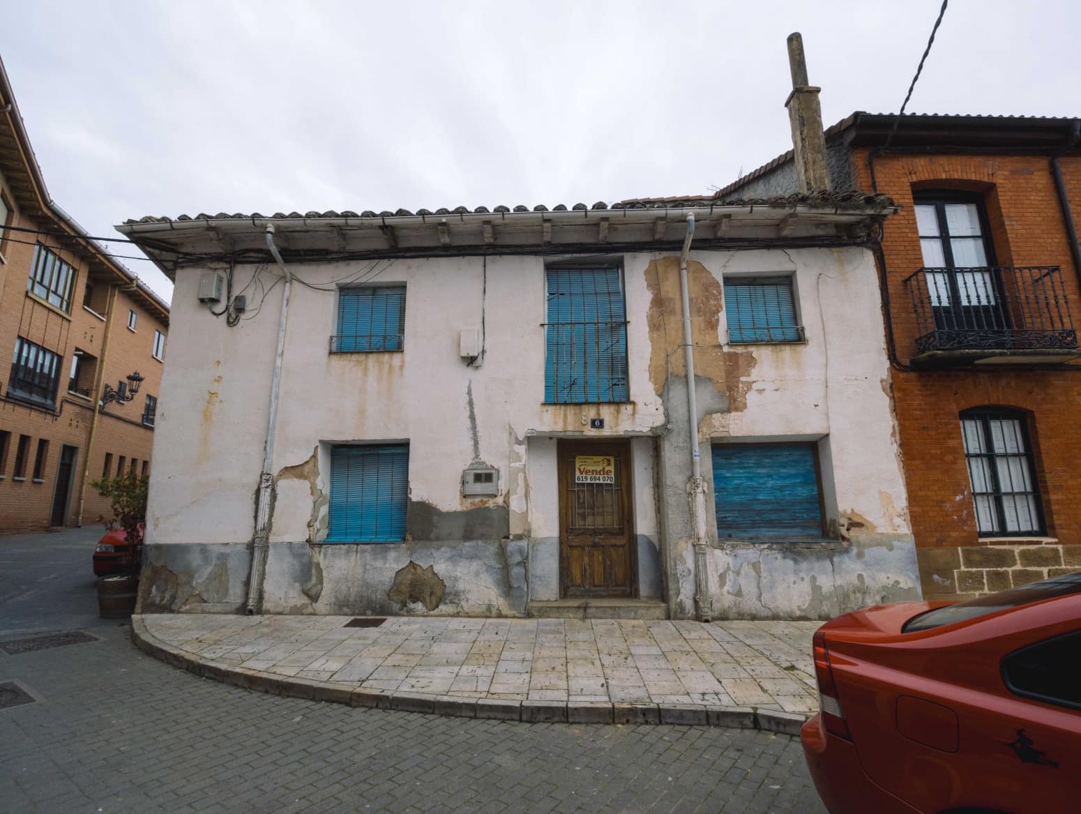 7 slaapkamer Villa te koop in Herrera de Pisuerga - € 32.000 (Ref: 4688133)