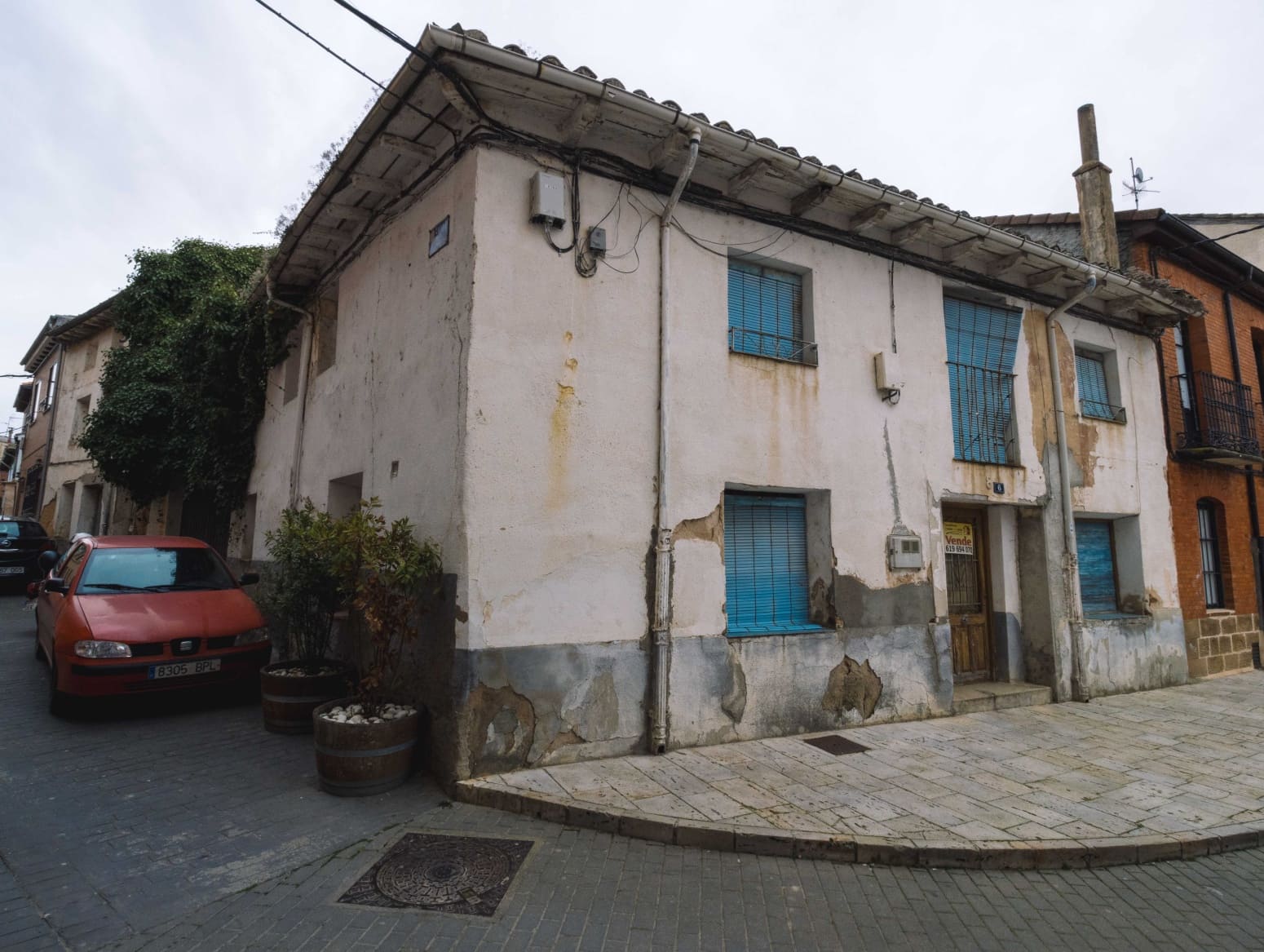 7 slaapkamer Villa te koop in Herrera de Pisuerga - € 32.000 (Ref: 4688133)