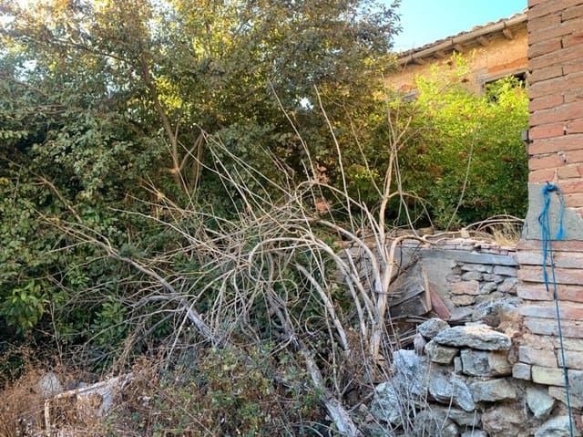 7 soveværelse Villa til salg i Prádanos de Ojeda - € 21.000 (Ref: 4688134)