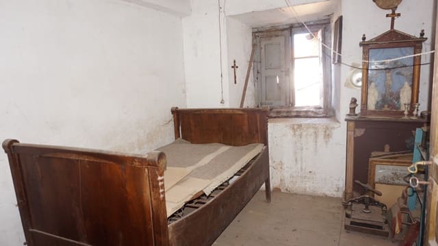 7 soveværelse Villa til salg i Prádanos de Ojeda - € 21.000 (Ref: 4688134)