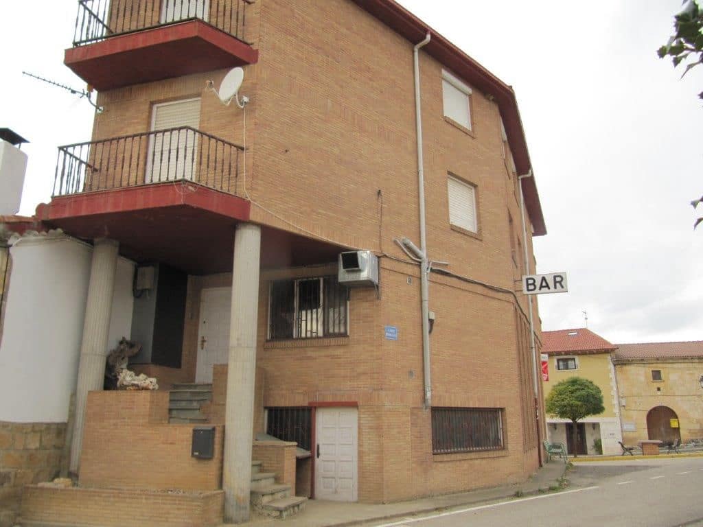 11 soveværelse Virksomhed til salg i Basconcillos del Tozo - € 180.000 (Ref: 4688160)