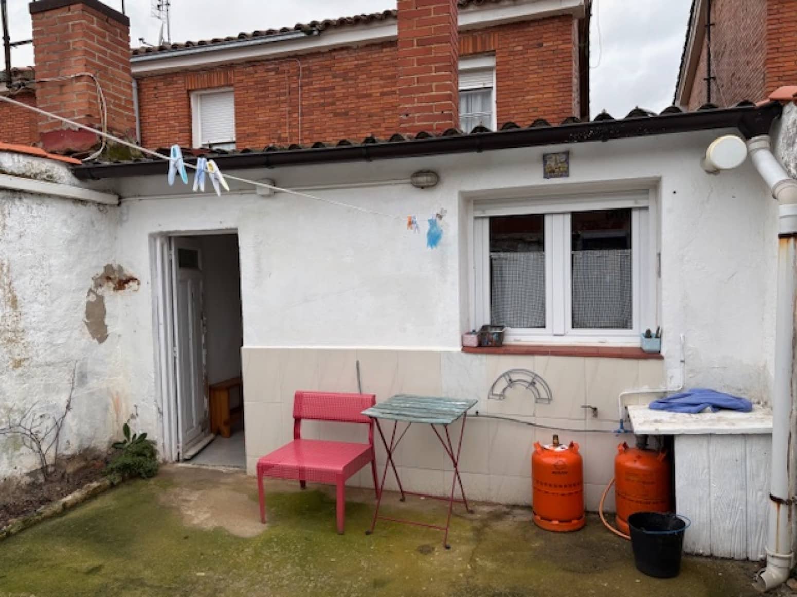 3 soverom Villa til salgs i Alar del Rey - € 65 000 (Ref: 4688184)