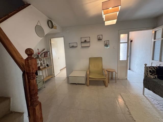 3 soveværelse Villa til salg i Alar del Rey - € 65.000 (Ref: 4688184)