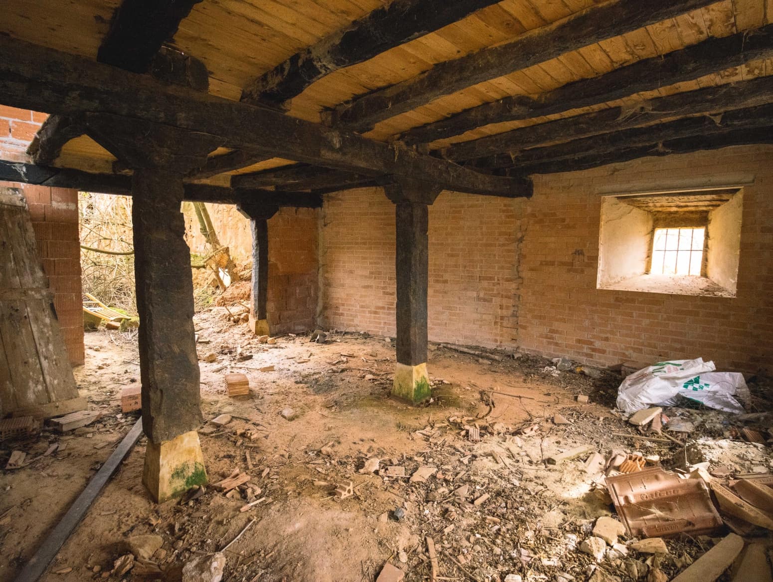 Villa te koop in Pradanos de Ojeda - € 30.000 (Ref: 4688197)