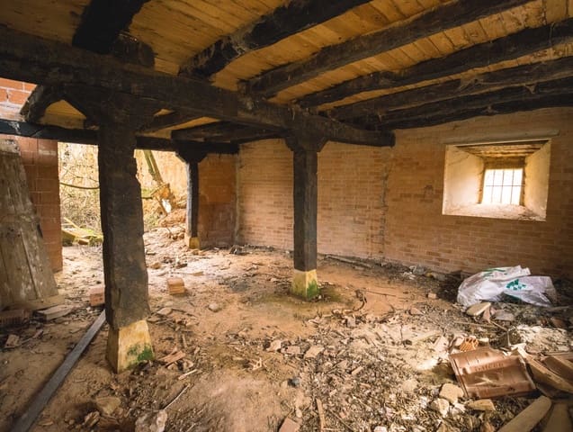 Chalet en Prádanos de Ojeda en venta - 30.000 € (Ref: 4688197)