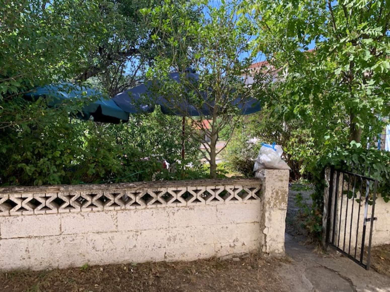 4 soveværelse Villa til salg i Barruelo de Santullan - € 42.000 (Ref: 4688206)