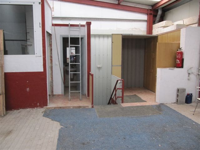 Erhverv til salg i Reinosa med garage - € 135.000 (Ref: 4688266)