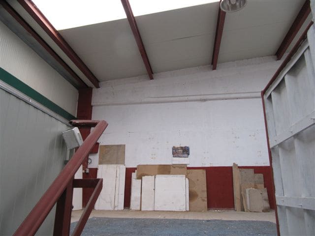 Erhverv til salg i Reinosa med garage - € 135.000 (Ref: 4688266)