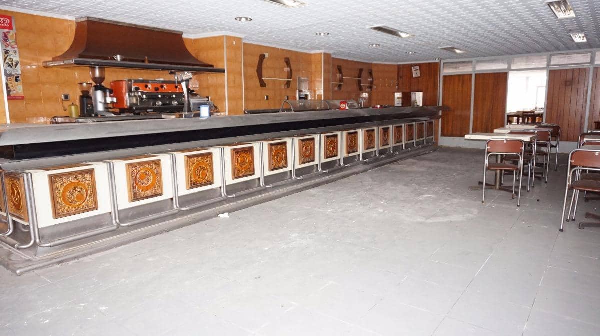 20 soveværelse Villa til salg i Aguilar de Campoo - € 225.000 (Ref: 4688287)