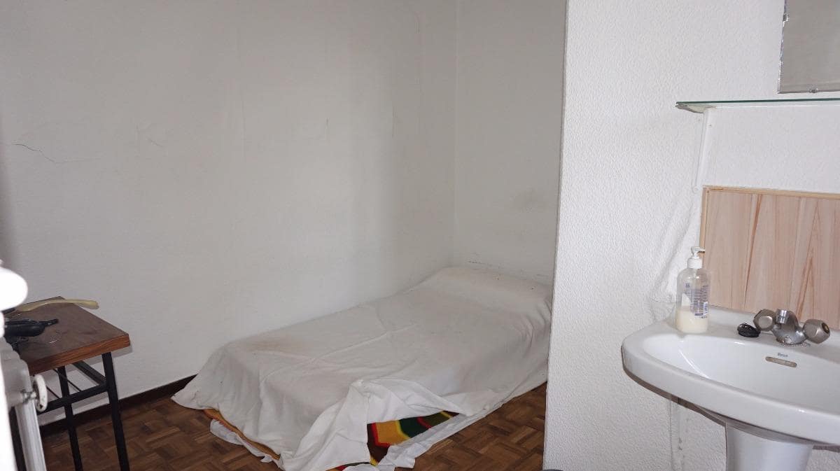 20 soveværelse Villa til salg i Aguilar de Campoo - € 225.000 (Ref: 4688287)