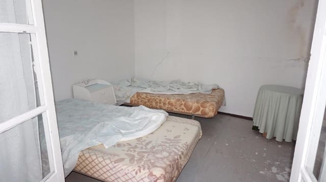 20 soveværelse Villa til salg i Aguilar de Campoo - € 225.000 (Ref: 4688287)