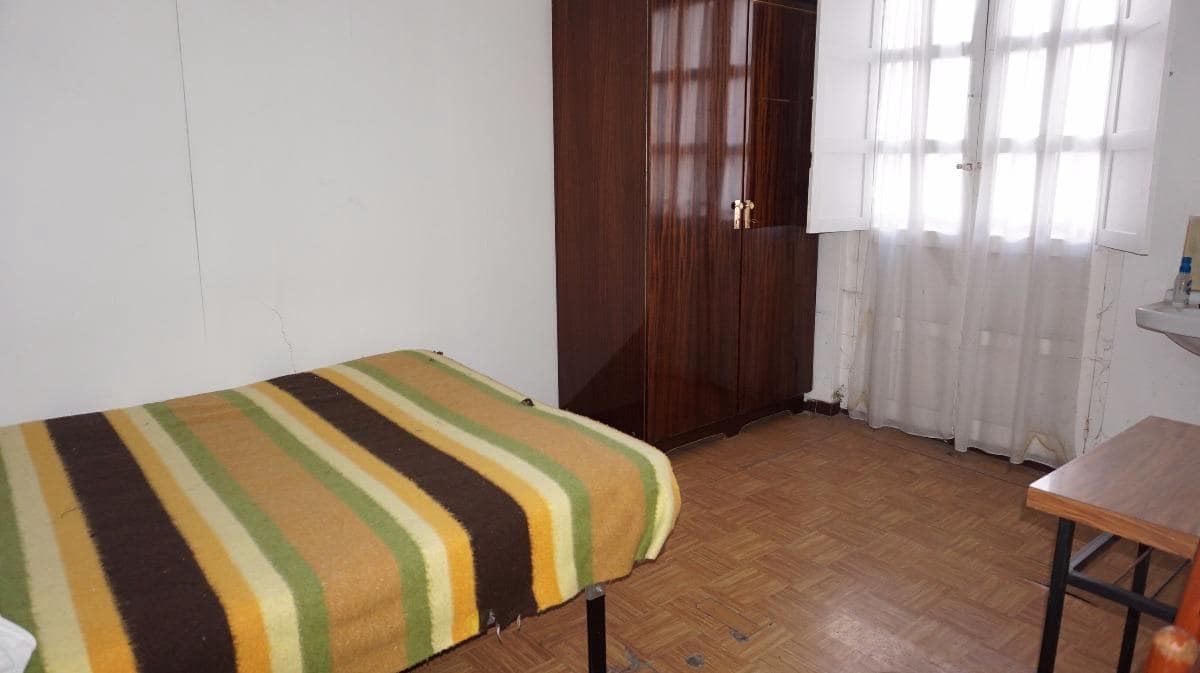 20 soveværelse Villa til salg i Aguilar de Campoo - € 225.000 (Ref: 4688287)