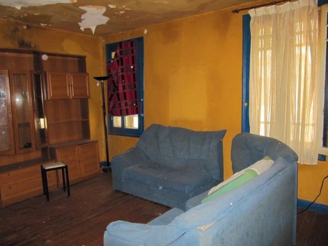 2 slaapkamer Flat te koop in Reinosa - € 60.000 (Ref: 4688294)