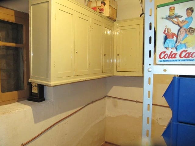 4 camera da letto Villa in vendita in Salinas de Pisuerga con garage - 125.000 € (Rif: 4688296)