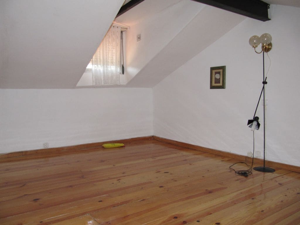 4 soveværelse Villa til salg i Barruelo de Santullan - € 50.000 (Ref: 4688318)