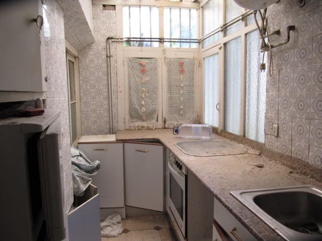 5 soveværelse Villa til salg i Herrera de Pisuerga - € 45.000 (Ref: 4688365)