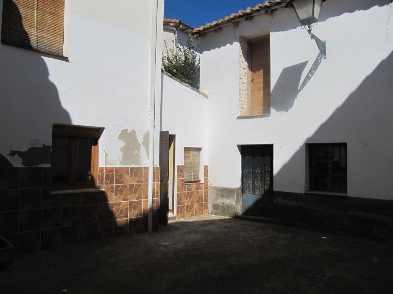 5 soveværelse Villa til salg i Herrera de Pisuerga med garage - € 151.000 (Ref: 4688373)