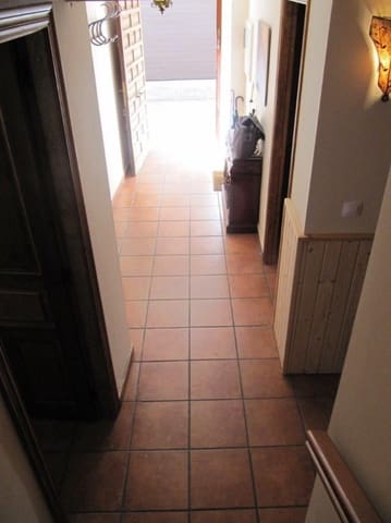 5 soveværelse Villa til salg i Herrera de Pisuerga med garage - € 151.000 (Ref: 4688373)