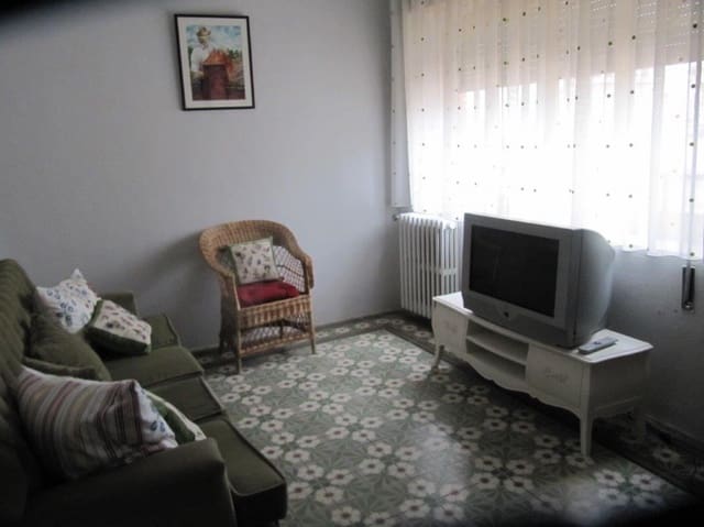 4 soveværelse Villa til salg i Alar del Rey - € 85.000 (Ref: 4688399)