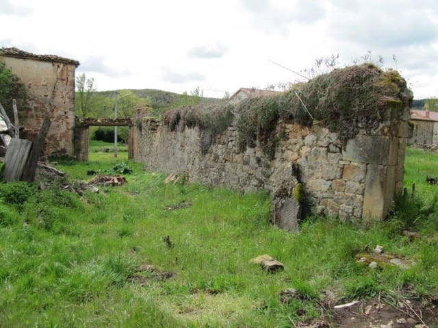 Building Plot for sale in Aguilar de Campoo - € 20,000 (Ref: 4852512)